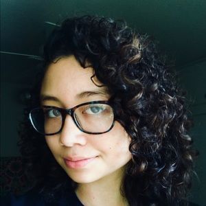 Meet your Posher, Izzy